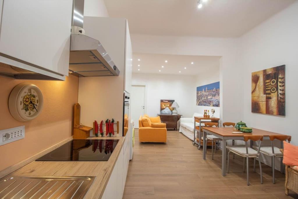 Orange Apartment - Genoa City Center Exterior foto